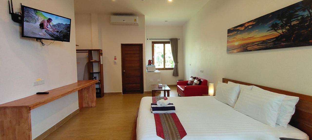 Le Grand Bleu Hotel Wok Tum Экстерьер фото