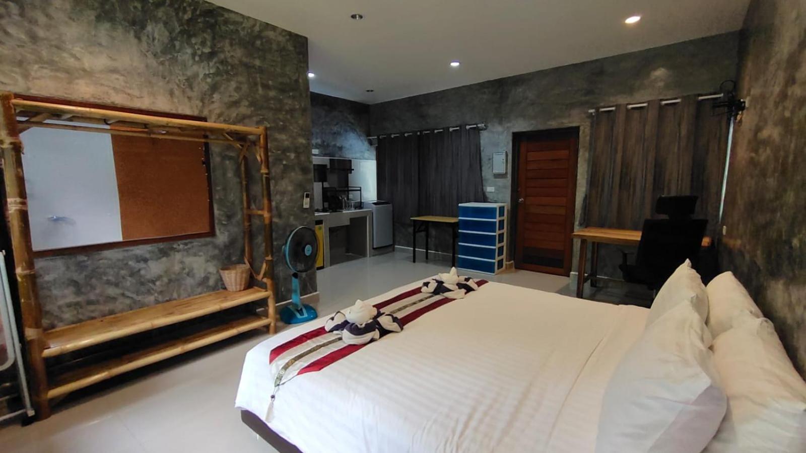 Le Grand Bleu Hotel Wok Tum Экстерьер фото